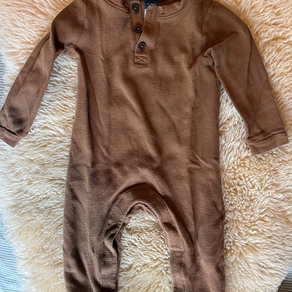 Ribbed Knit Henley Onsies Set in Neutral Tones - Picture 10 of 10